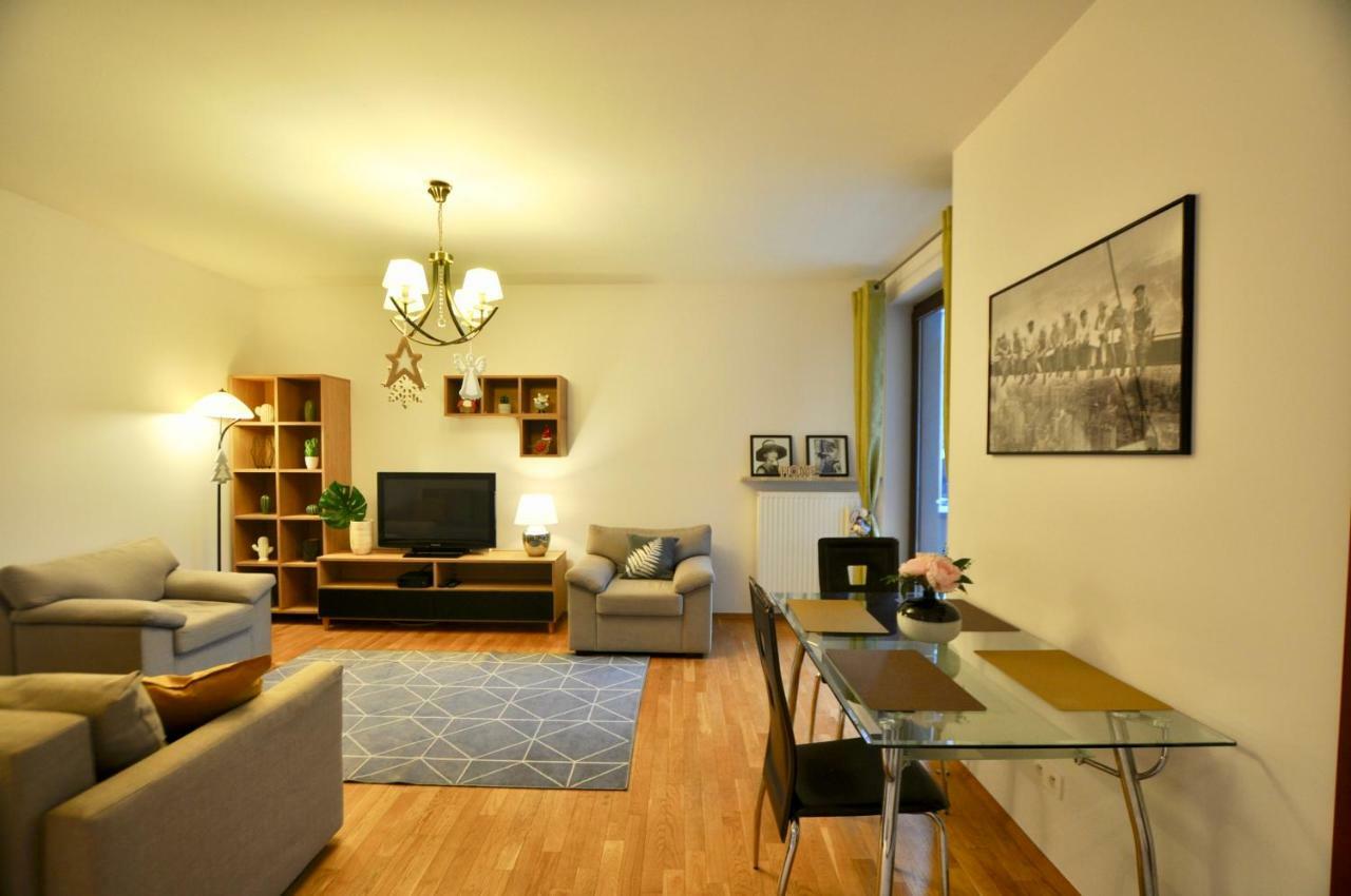 Mlociny Metro Apartment วอร์ซอ ภายนอก รูปภาพ